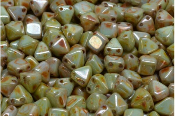 Pyramid Stud Beads 6x6mm - Image 1