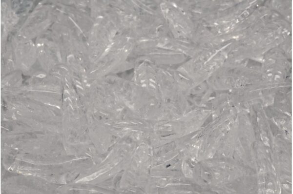 Bird Feather Beads 5x17mm - Image 1