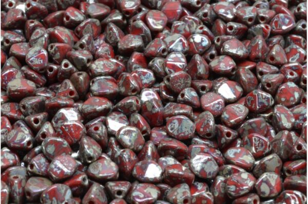 Pinch Beads 5x5mm - Image 1