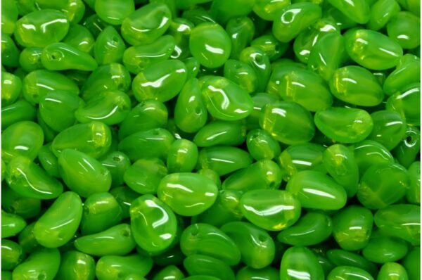 Tulip Petal Beads 6x8mm - Image 1