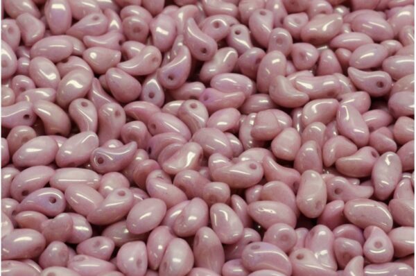 Lily Petal Beads 4x6mm - Image 1