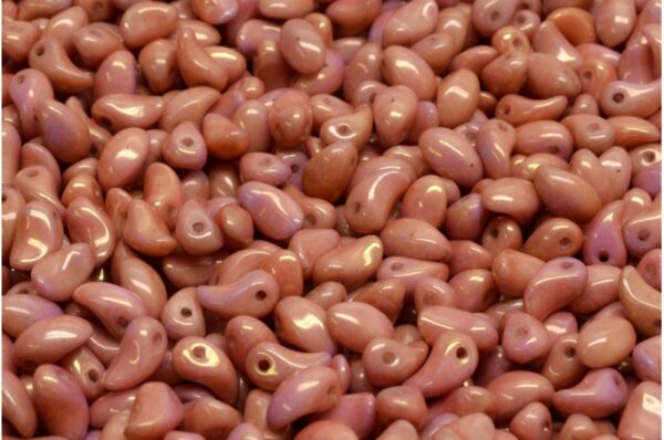 Lily Petal Beads 4x6mm - Image 1