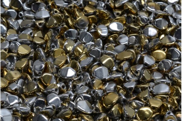 Pinch Beads 5x5mm - Image 1