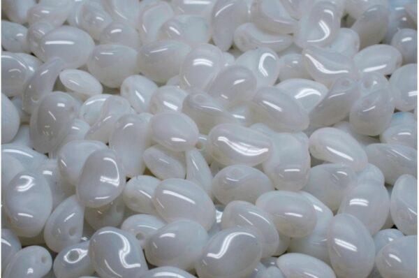 Tulip Petal Beads 6x8mm - Image 1