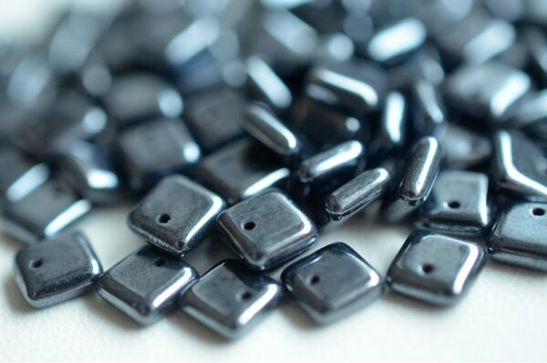 Squarelet Beads 6x6mm - Image 1