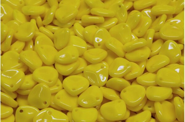 Rose Petal Beads 8x7mm - Image 1