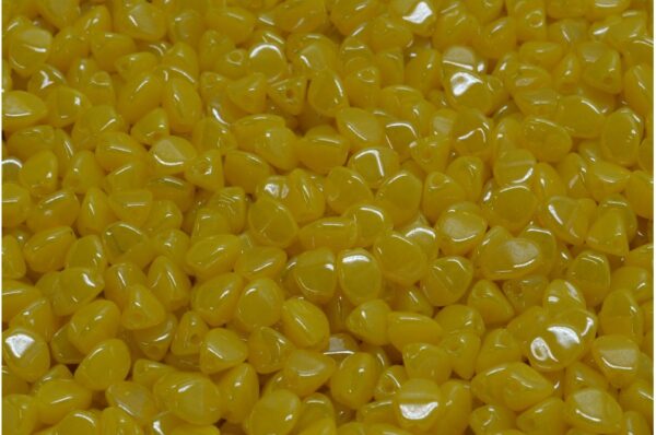 Pinch Beads 5x5mm - Image 1