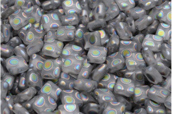 Square Beads 6x6mm - Image 1