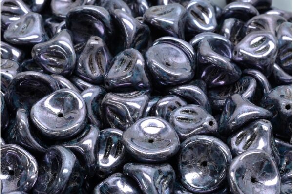 Daylily Flower Beads 10x8mm - Image 1