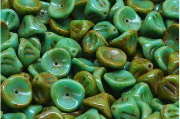 Daylily Flower Beads 10x8mm - Image 1