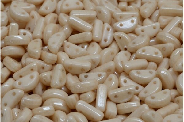 Half Moon Beads 8x4mm - Image 1