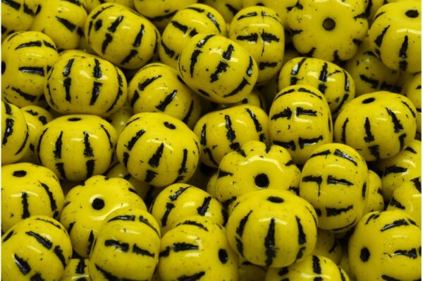 Pumpkin Beads 8x11mm - Image 1