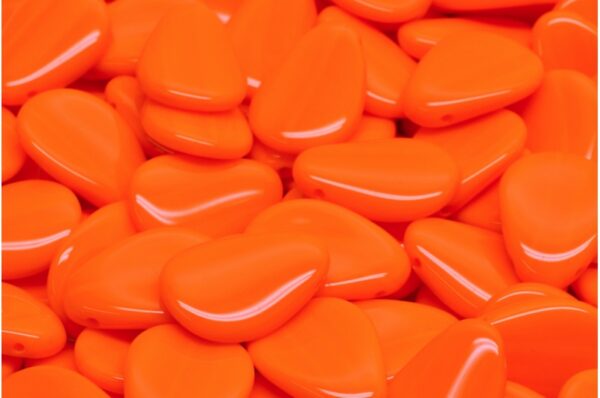 Anemone Petal Beads 11x16mm - Image 1