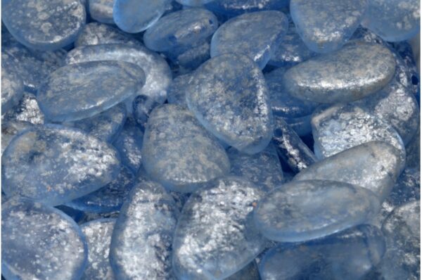 Anemone Petal Beads 11x16mm - Image 1