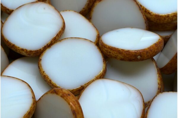 TCB 8 Edged Designed Beads 22x22mm - Image 1