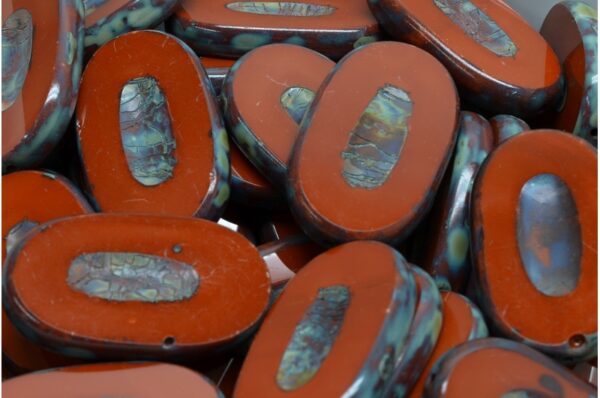 TCB Flat Oval Beads 26x15mm - Image 1