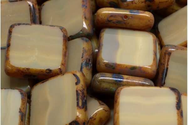 TCB Square Beads 18x18mm - Image 1
