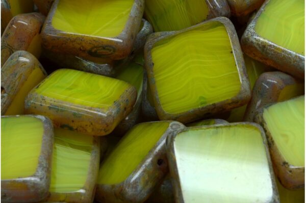 TCB Square Beads 18x18mm - Image 1