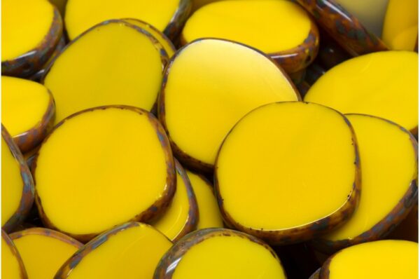 TCB 8 Edged Designed Beads 22x22mm - Image 1