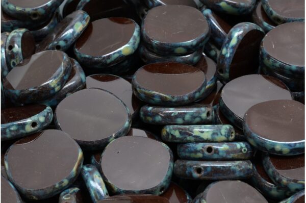 TCB 8 Edged Designed Beads 15x15mm - Image 1