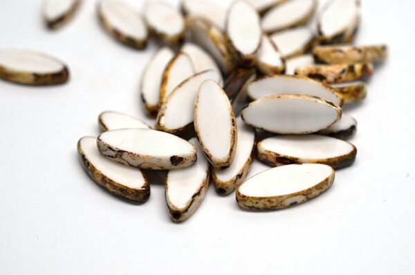 TCB Ship Flat Beads 20x9mm - Image 1