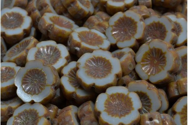 TCB Hawaiian Flower Beads 14x14mm  - Image 1