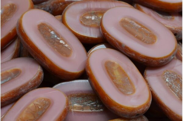 TCB Flat Oval Beads 26x15mm - Image 1