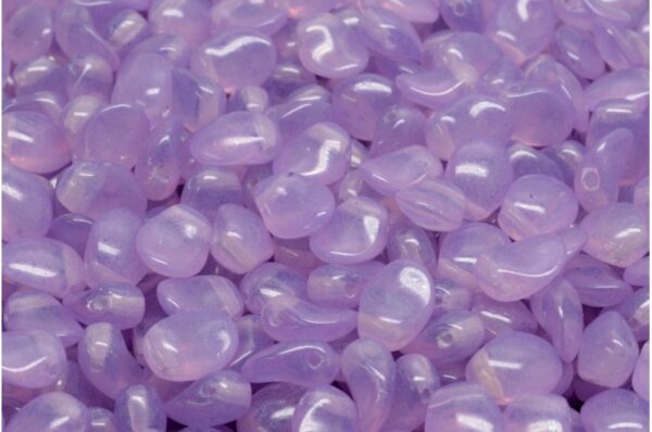 Tulip Petal Beads 6x8mm - Image 1