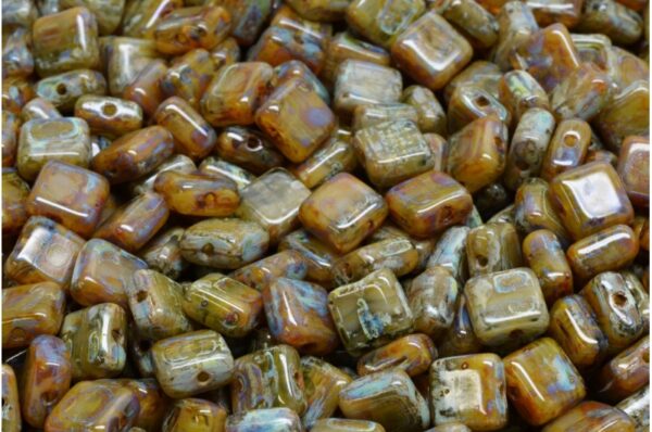 Square Beads 6x6mm - Image 1