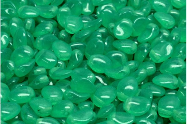 Tulip Petal Beads 6x8mm - Image 1