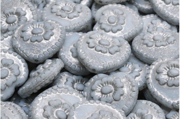 Heart Beads With Rose 17x17mm - Image 1