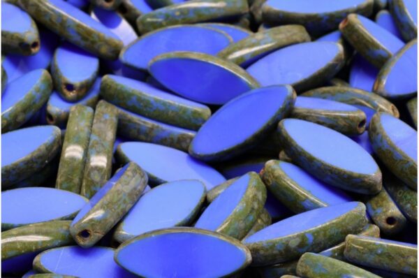 TCB Ship Flat Beads 18x7mm - Image 1