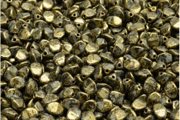 Pinch Beads 5x5mm - Image 1