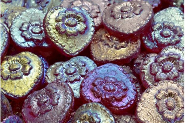 Heart Beads With Rose 17x17mm - Image 1