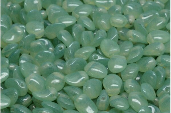 Tulip Petal Beads 6x8mm - Image 1