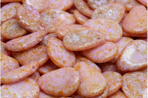 Anemone Petal Beads 11x16mm - Image 1