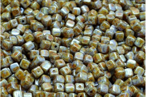 Cube Beads 4x4mm - Image 1