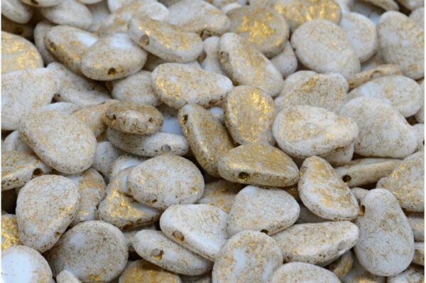 Anemone Petal Beads 8x11mm - Image 1