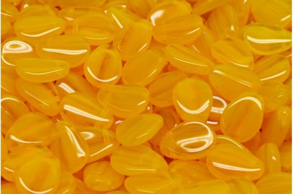 Anemone Petal Beads 8x11mm - Image 1