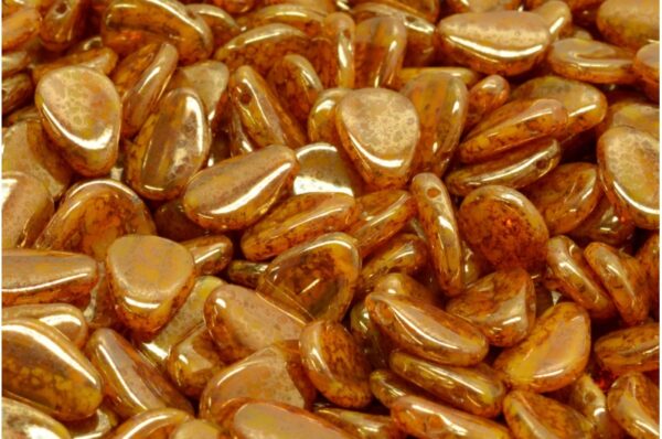 Anemone Petal Beads 8x11mm - Image 1