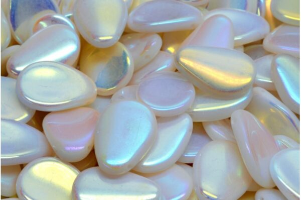 Anemone Petal Beads 11x16mm - Image 1