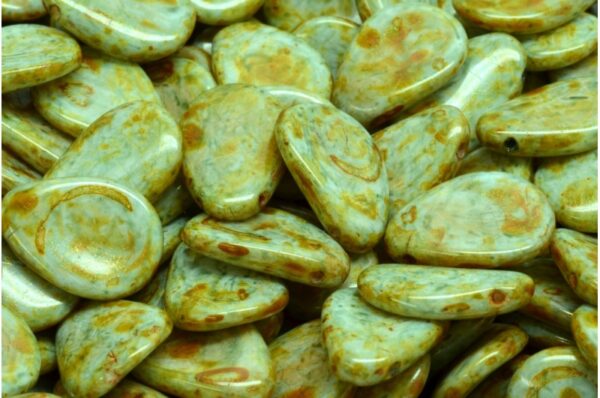 Anemone Petal Beads 11x16mm - Image 1