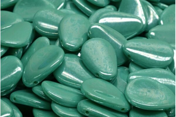 Anemone Petal Beads 11x16mm - Image 1