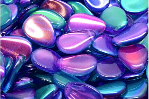 Anemone Petal Beads 11x16mm - Image 1