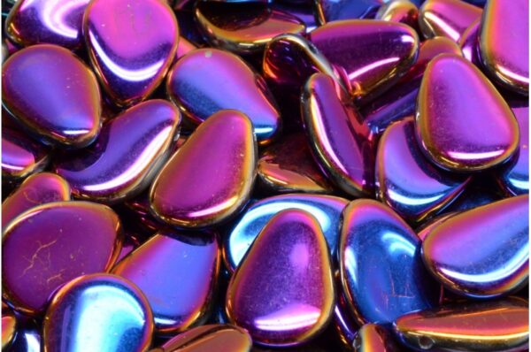 Anemone Petal Beads 11x16mm - Image 1