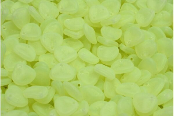 Rose Petal Beads 8x7mm - Image 1