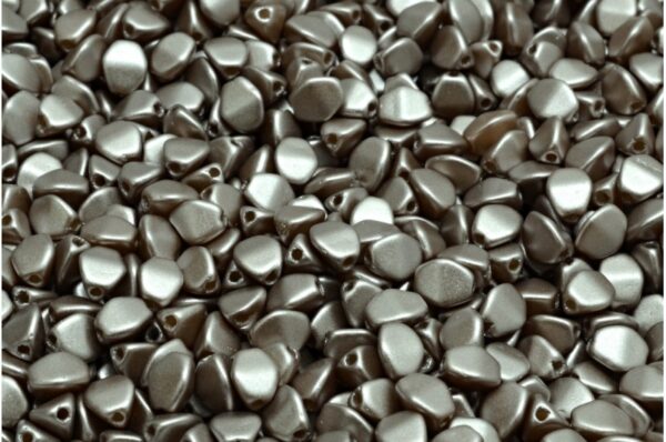 Pinch Beads 5x5mm - Image 1