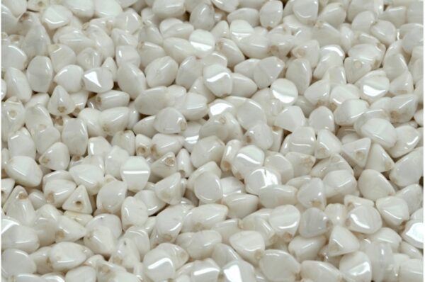 Pinch Beads 5x5mm - Image 1