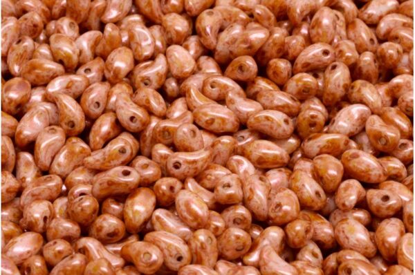 Lily Petal Beads 4x6mm - Image 1