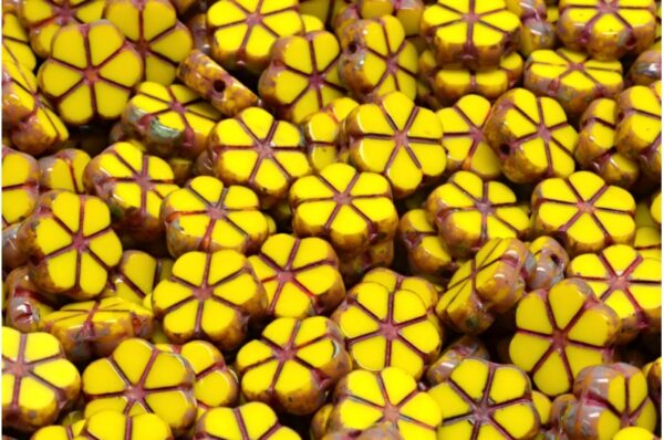 TCB Garland Flower 10x10mm - Image 1